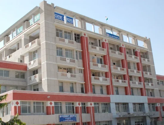 Kailash Hospital, Greater Noida