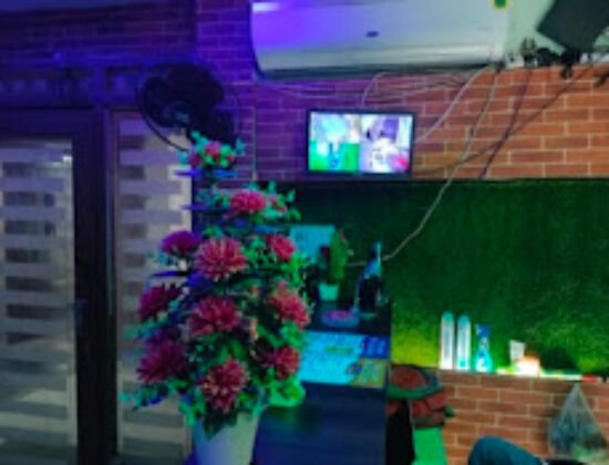 The Oasis health spa -Best spa in alld / top body massage center in alld