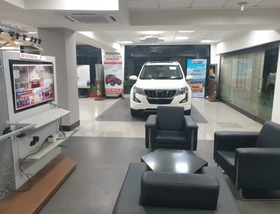 Mahindra Brijraj Motors – SUV & Commercial Vehicle Showroom