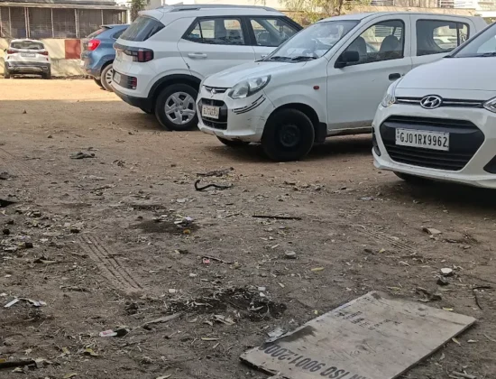 Aesha Automobile