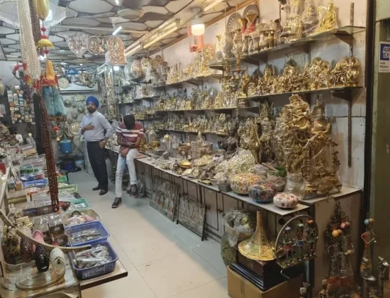 Janpath Market
