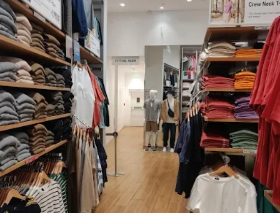 UNIQLO Connaught Place, Delhi