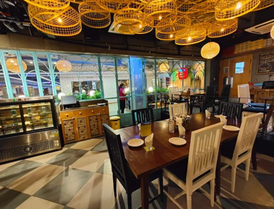 Cafe Delhi Heights