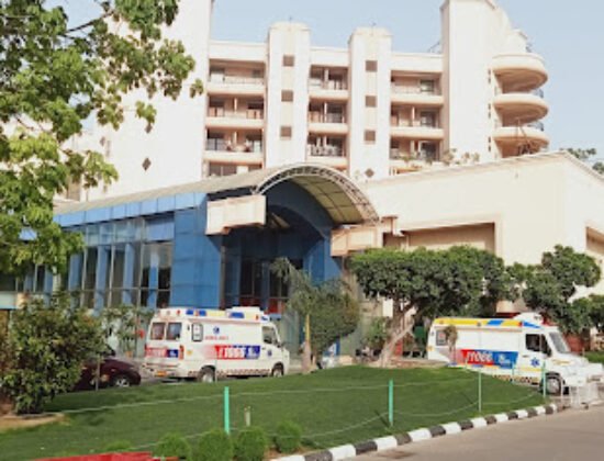 Indraprastha Apollo Hospital