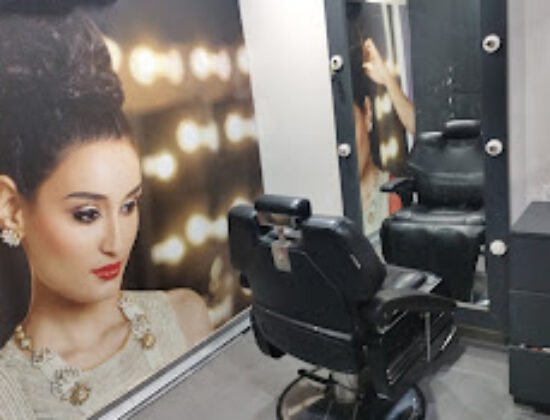 Lakme Salon