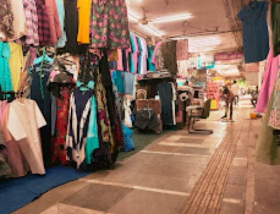 Janpath Market